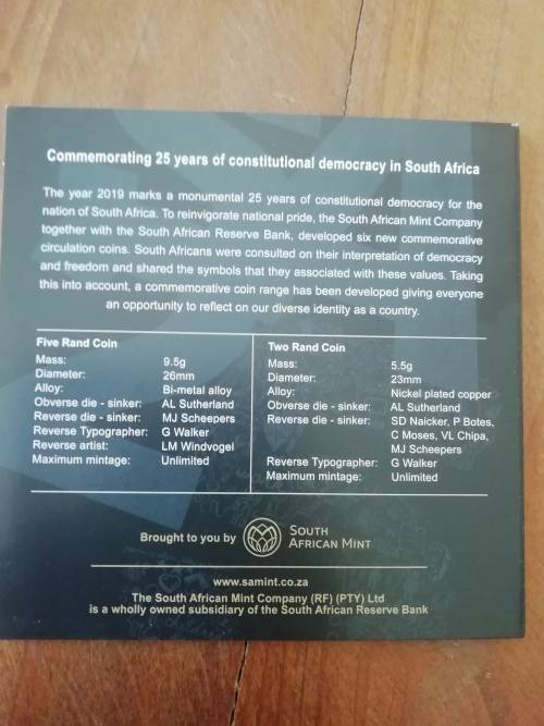 2019 Commemorative circulation coin set folder
